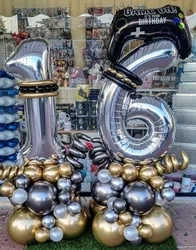 סטנד בלונים לגיל 16 + פלייסטיישן