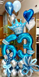סידור בלונים בכחול וכסף