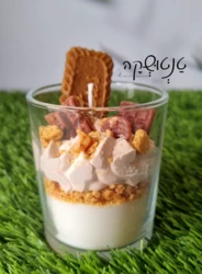 🍮 נר קינוח וניל-לוטוס